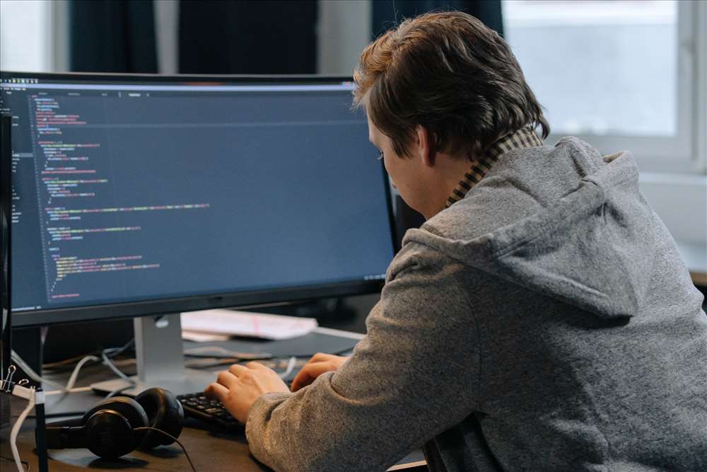 Tout savoir sur le métier de Webmaster et son environnement