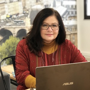 Sandrine, un rédacteur web à Sarcelles