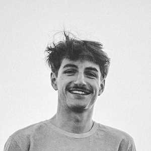 Mario, un codeur de site à Les Sables-d'Olonne