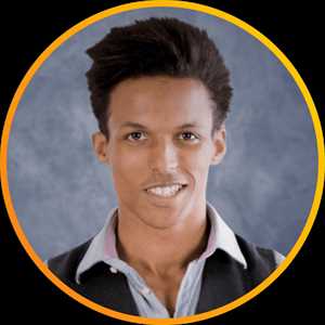 Yohannes, un codeur de site à Laval