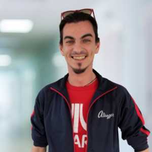 Sébastien, un technicien spécialisé en video à Lille