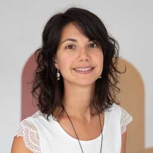 Jenna, un technicien web à La Rochelle
