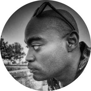 QE MEDIA, un programmeur à Paris