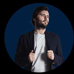 adrien , un photographe professionnel à Châtenay-Malabry