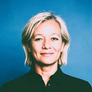 helene, un expert en communication digitale à Elbeuf