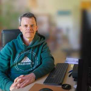 Emmanuel, un expert en gestion de site web à Grenoble
