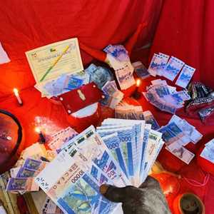 TOUT LES SECRETS DU VRAI PORTEFEUILLE MAGIQUE EN DOLLARS+229 51 62 90 27, un gestionnaire de réseaux sociaux à Paris 7ème